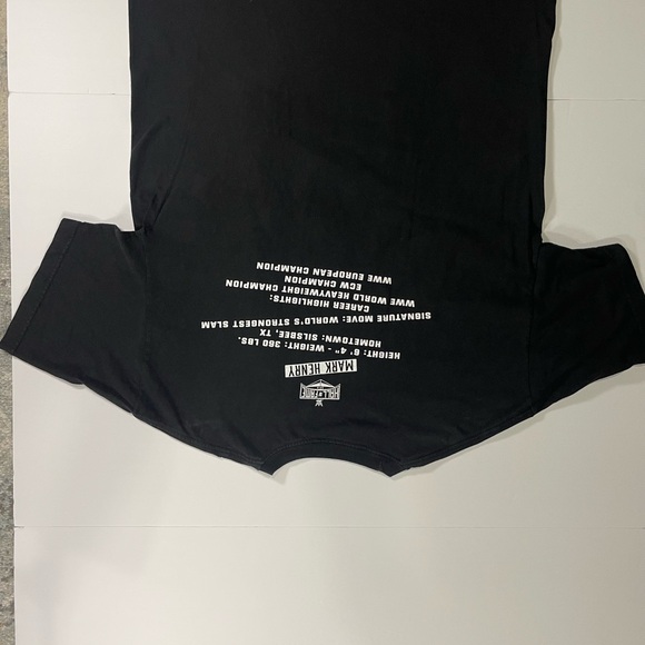 WWE Mark Henry Hall Of Pain All Will Suffer Wrestling XL Authentic - Picture 8 of 8